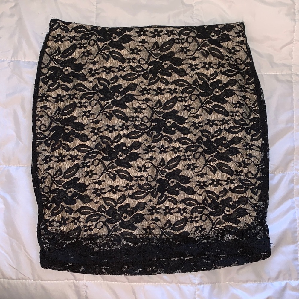 mini skirt